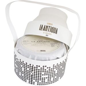 Vellón de Fuentesaúco Queso de oveja añejo DOP Zamorano La Antigua. Image