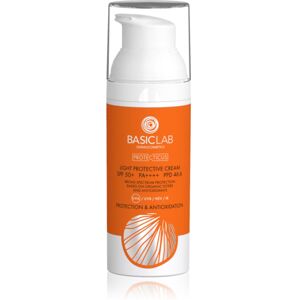 BasicLab Dermocosmetics Protecticus Lichte Beschermende Gezichtscrème SPF 50+ 50 ml Image