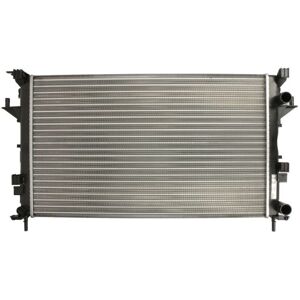 Radiador, arrefecimento do motor NISSENS 63813 Image